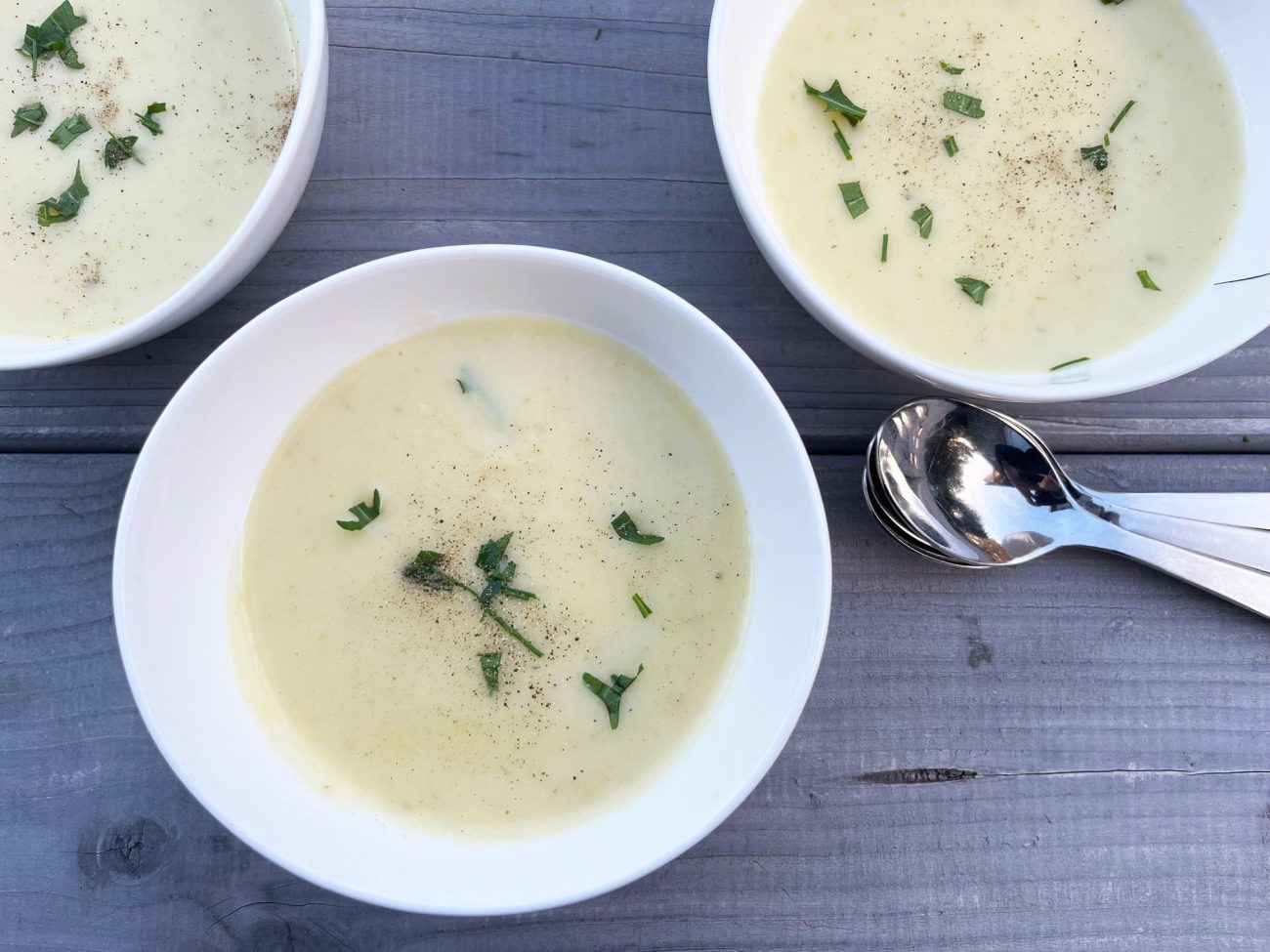 Schnelle Kartoffelsuppe mit Lauchzwiebeln